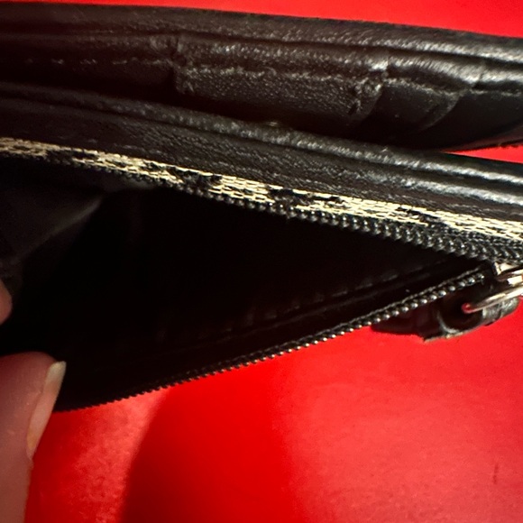 NWOT Coach Small Fold Wallet - Picture 6 of 6